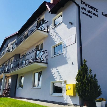 Dworek Karwia Wiosenna 8 Eksteriør billede